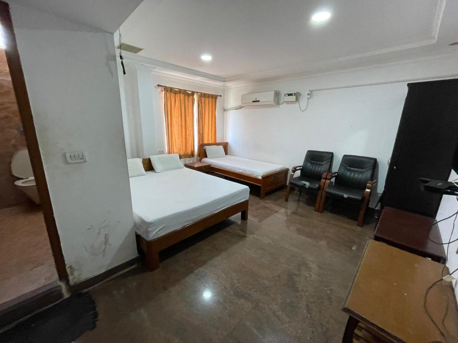 Golden Mount Residency Hotel Ченай Екстериор снимка